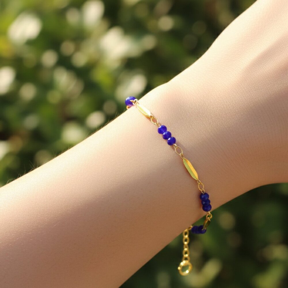 "Trendy Handmade Bracelet – A Stylish Gift for Women & Girls, MAR091122